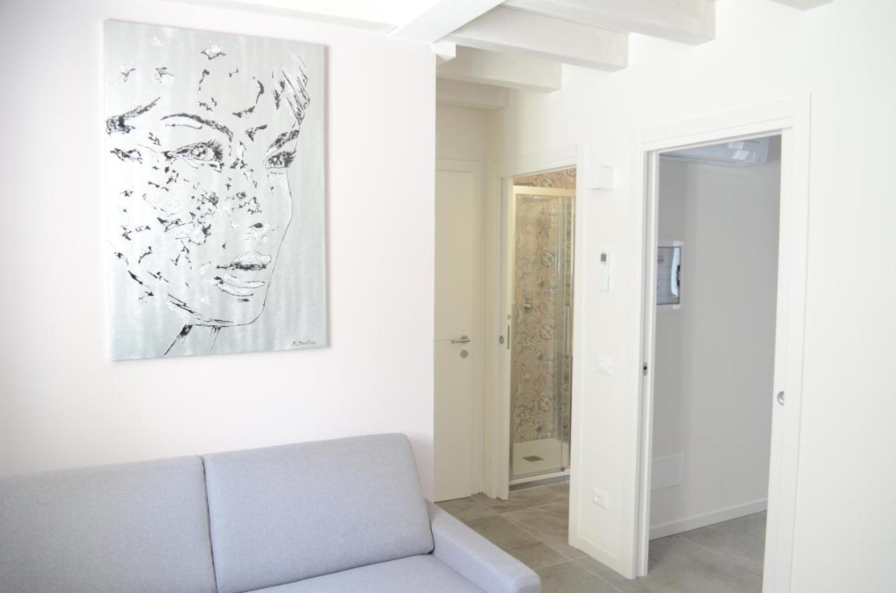 La Casa Incartata Apartment Toscolano Maderno Exterior photo