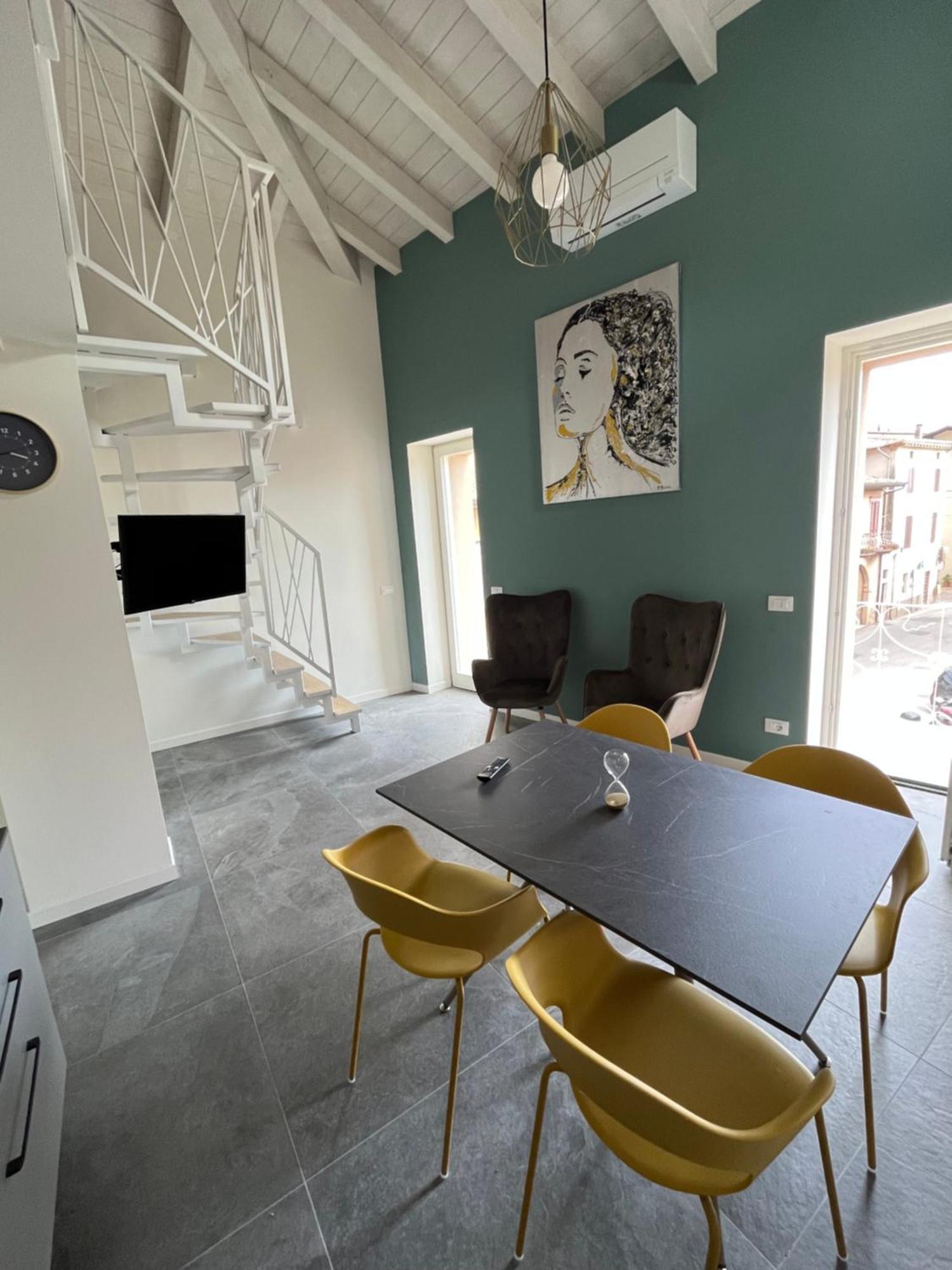 La Casa Incartata Apartment Toscolano Maderno Exterior photo