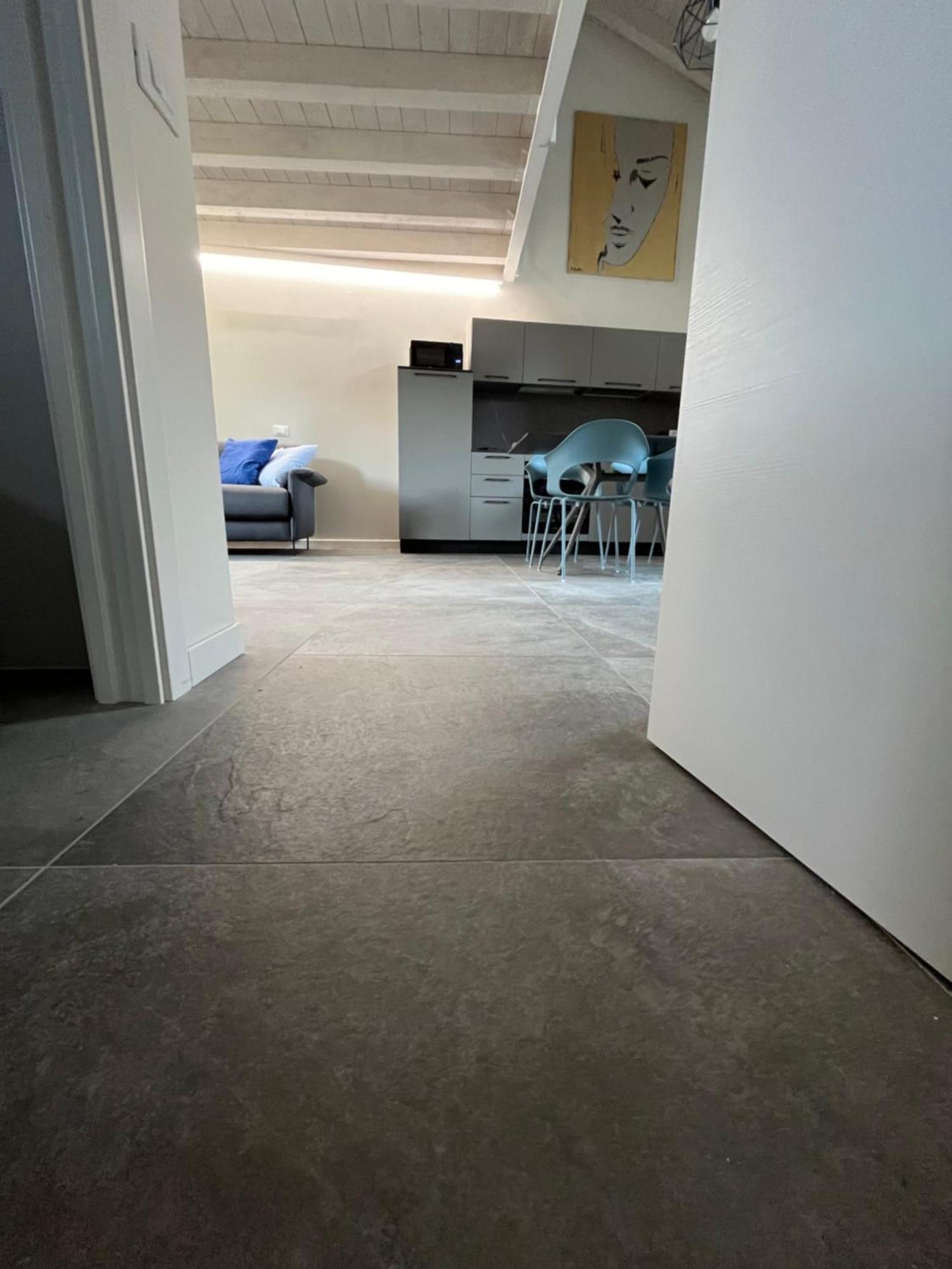 La Casa Incartata Apartment Toscolano Maderno Exterior photo